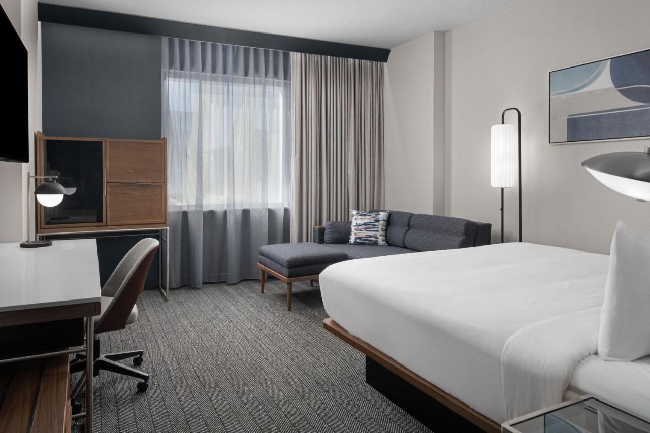 Hotel Courtyard By Marriott Calgary Downtown Exterior foto
